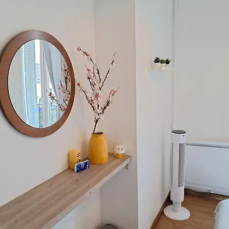Privada En Paris En Familiar * ואנב